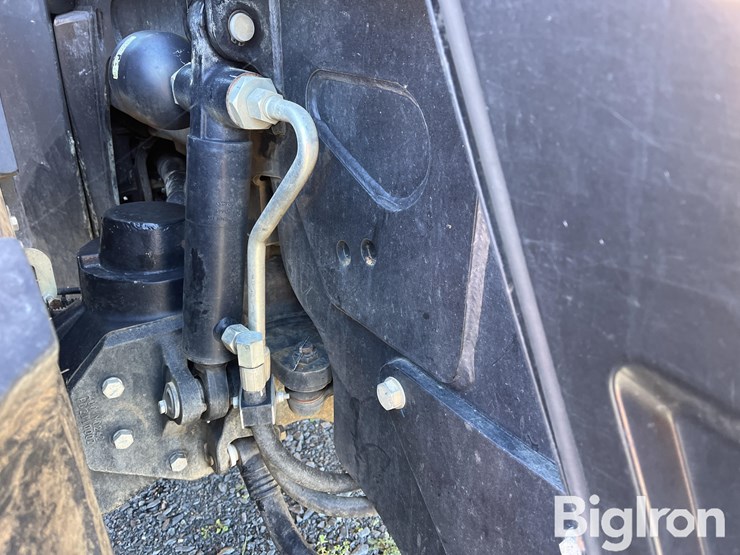 2022-jcb-8330-fastrac-4wd-tractor-image-19