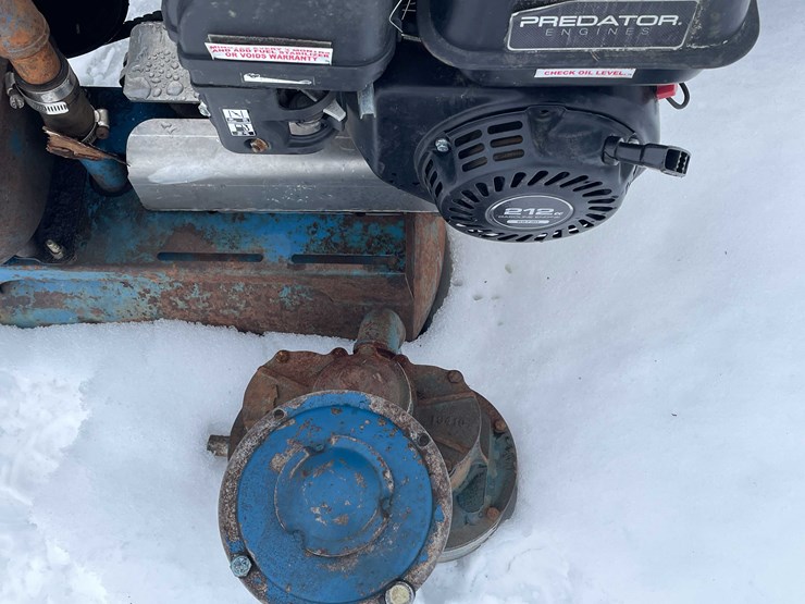 #3523-•-gas-powered-predator-motor-and-surge-vacuum-pump-image-11