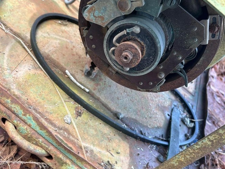 gas-powered-generator-image-10