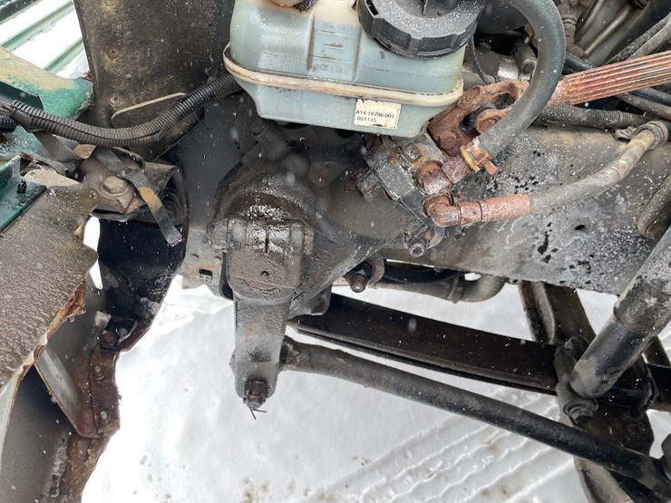 #400-•-2006-sterling-straight-truck-(has-wi-title)-image-57