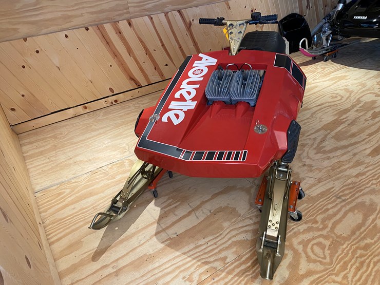 #3775-•-1973-alouette-440-super-snowmobile-image-2