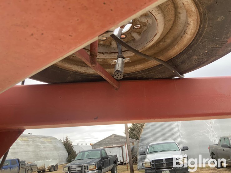 homemade-10-bale-feed-trailer-image-17