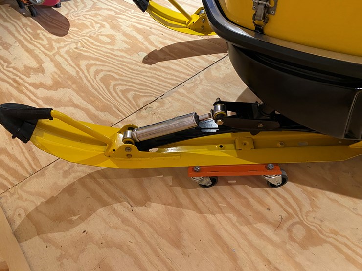 #3779-•-1972-ski-doo-295-blizzard-snowmobile-image-13