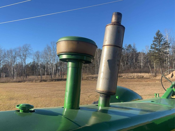 1959-john-deere-830-image-16