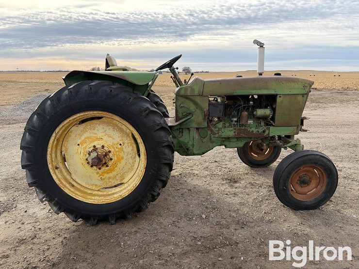 1961-john-deere-2010-image-4