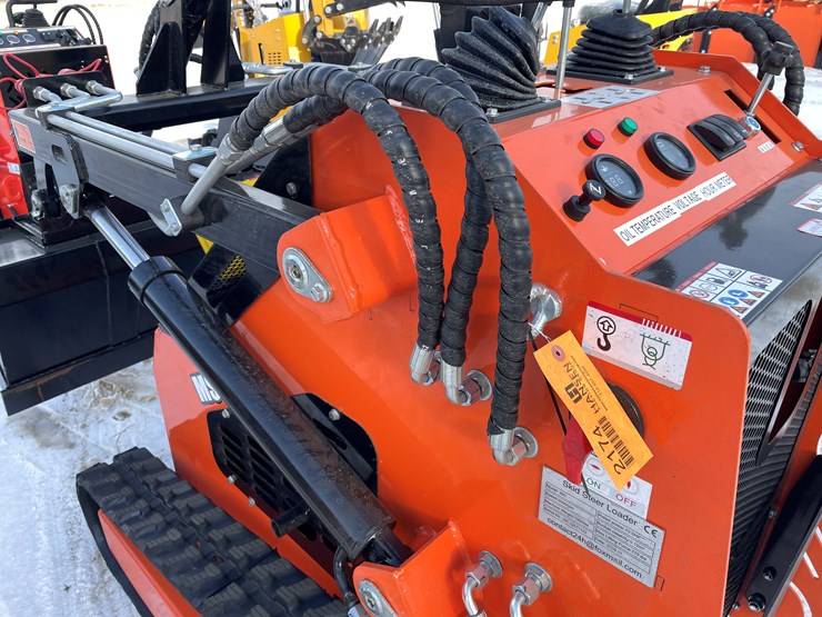 #302-•-mms-mini-skid-steer-ride-on-loader-image-19
