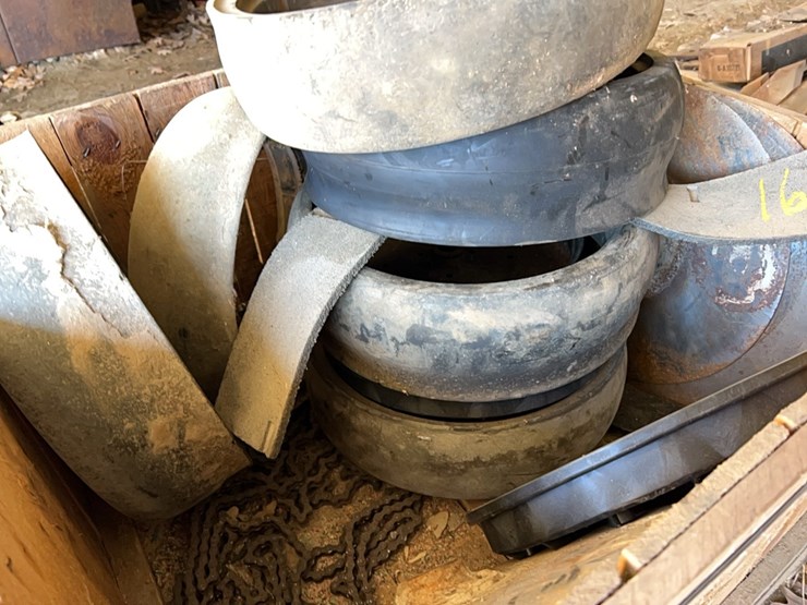 john-deere-drill-parts;-located-at-7241-roxbury-rd,-charles-city,-va,-please-call-804.837.9940-or-804.651.4404-with-questions-image-2