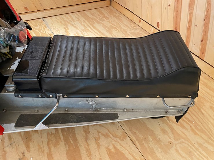 #3791-•-1970-rupp-295-magnum-snowmobile-image-16