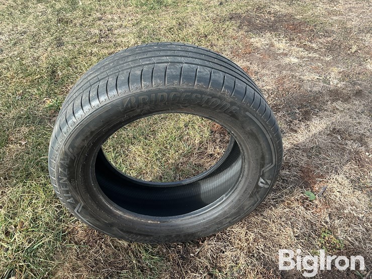 255/55r19-bridgestone-tires-image-14