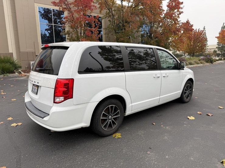 2019-dodge-grand-caravan-image-3