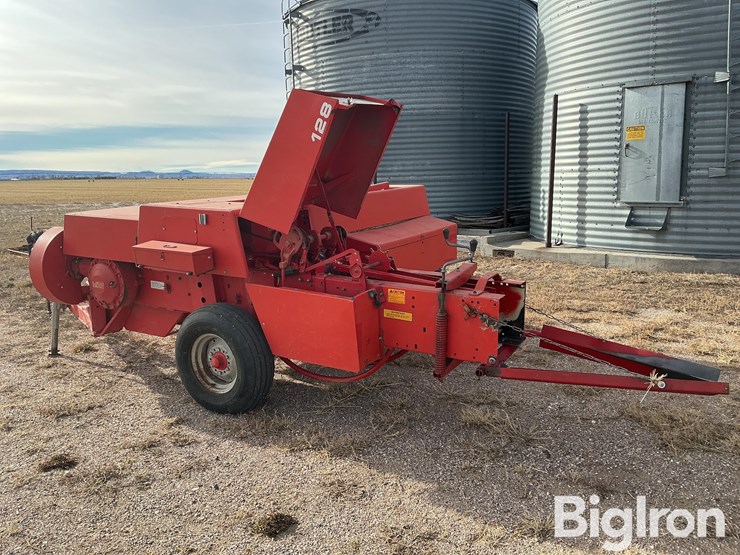 massey-ferguson-128-image-7