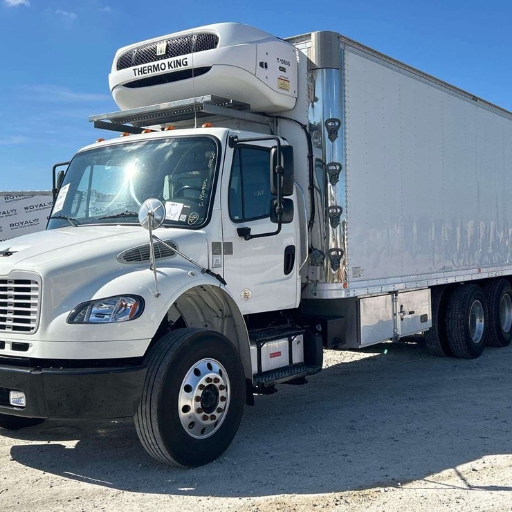 2018 FREIGHTLINER M2 106