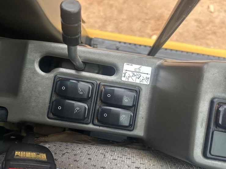 2017-caterpillar-m316f-image-38