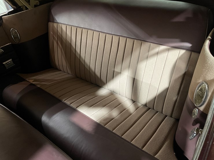 #3812-•-1948-chrysler-new-yorker-convertible-(has-wi-title)-image-34