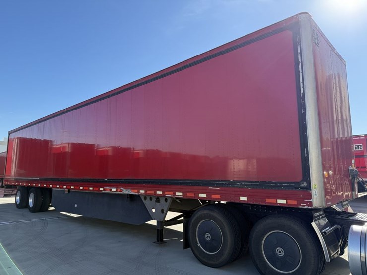 2016-utility-van-image-2