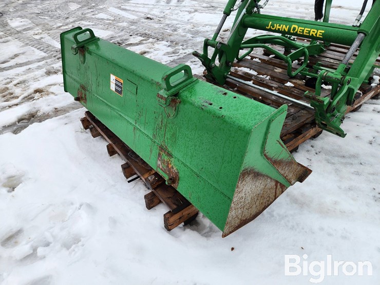 2024-john-deere-440r-image-13