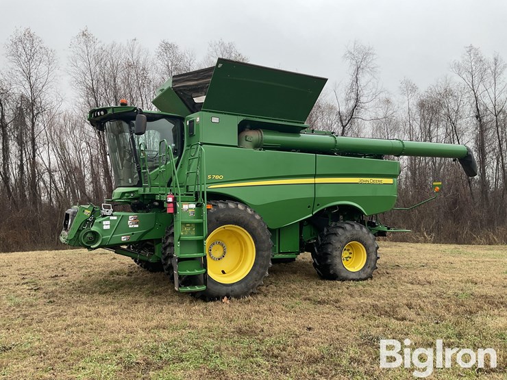 2019-john-deere-s780-image-1
