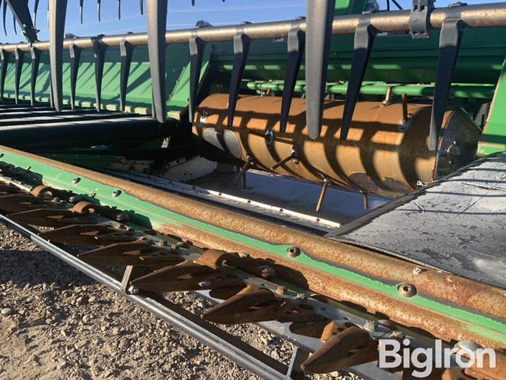 2021-john-deere-735d-image-12