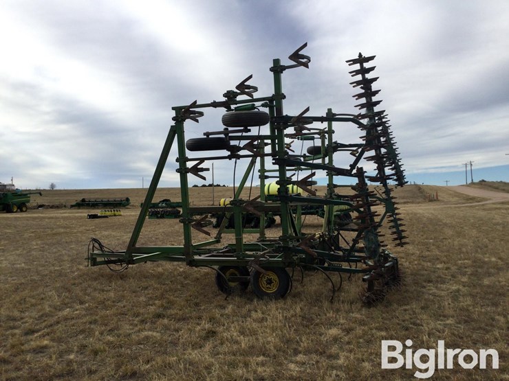 john-deere-1600-image-8