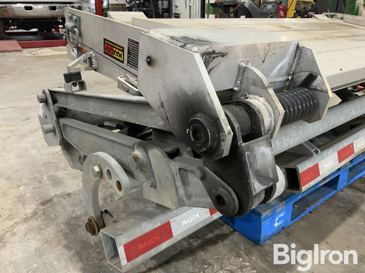 2022-maxon-gpt-25-tuk-a-away-aluminum-lift-gate-image-18