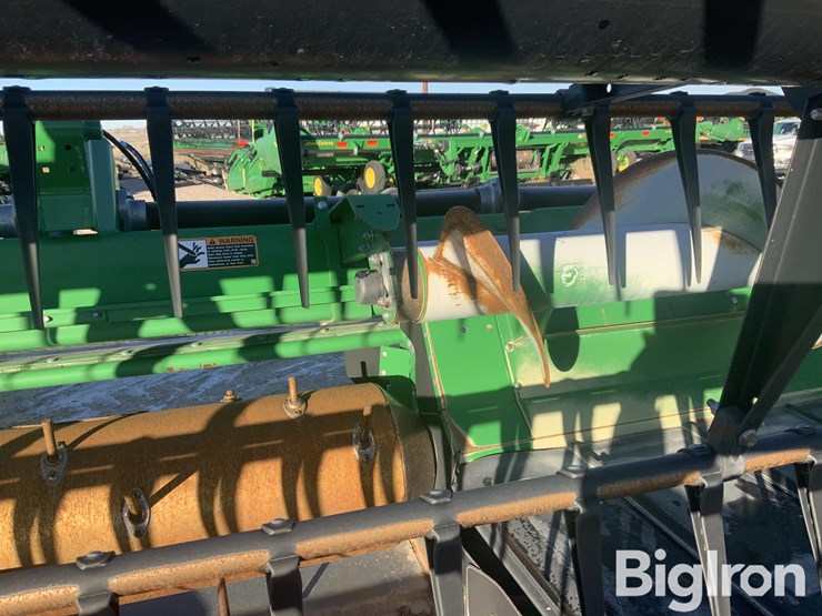 2021-john-deere-735d-image-17