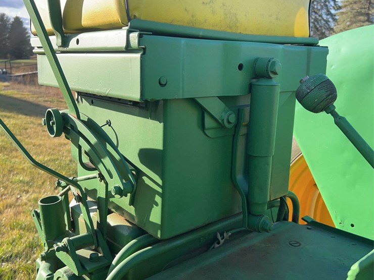 1957-john-deere-720-image-58