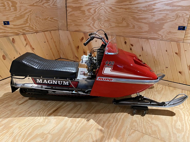 #3793-•-1970-rupp-440-magnum-snowmobile-image-6