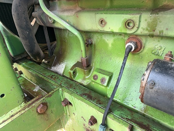 john-deere-4320-image-56