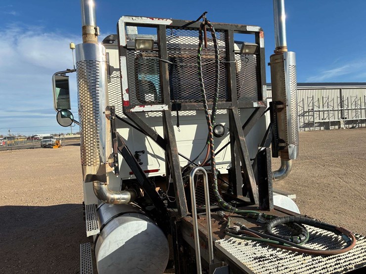 2006-mack-chn613-image-7