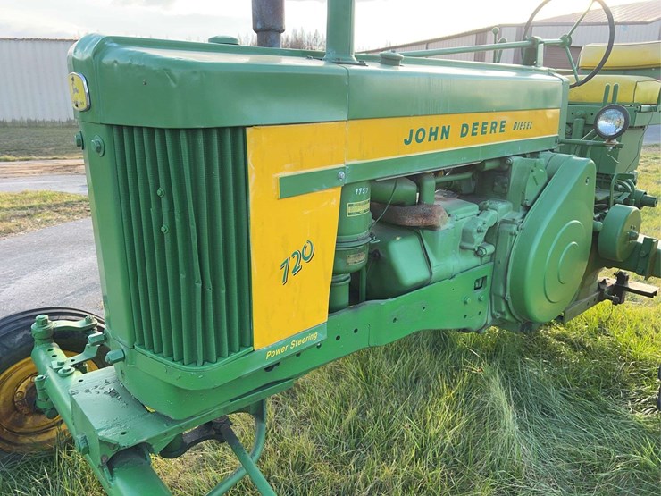 1957-john-deere-720-image-15