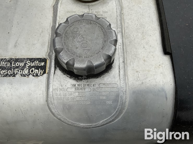 2017-volvo-vnm42t-s/a-truck-tractor-image-16