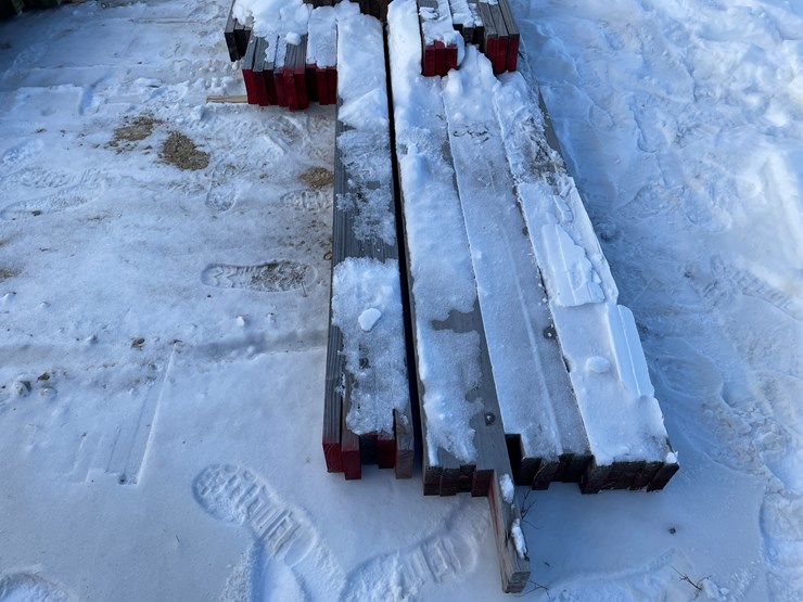 #3789-•-bundle-of-laminated-wood-beams-image-10