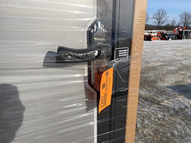 #107-•-new-kj-portable-bathroom-image-12