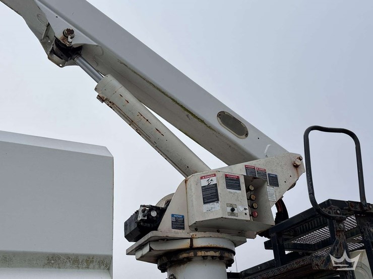 2007-international-durastar-4300-image-11