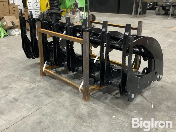 2025-giyi-clg72-skid-steer-curved-log-grabber-image-5