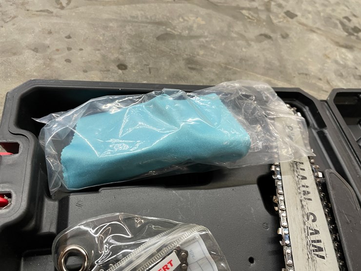 #5854-•-eletrosserra-a-bateria-electric-chainsaw-image-12