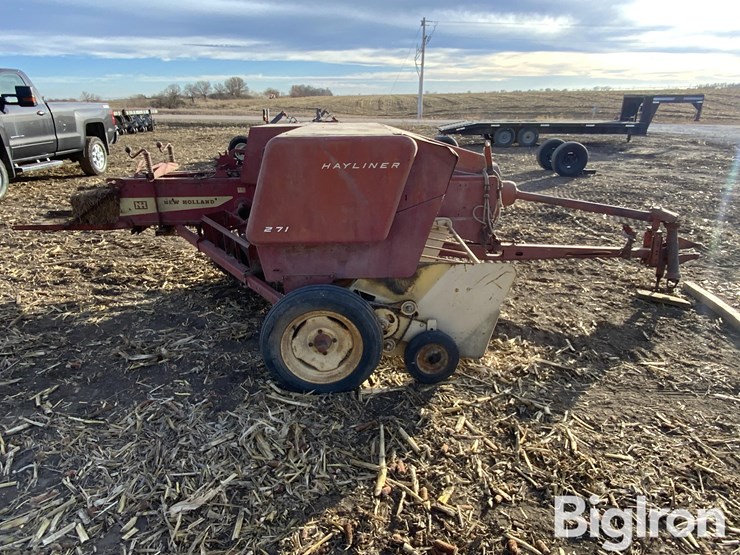 new-holland-271-image-4