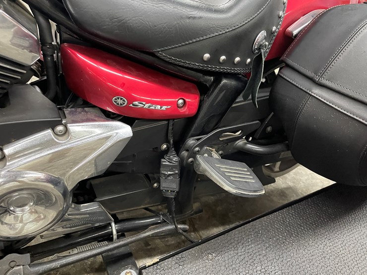 #1010-•-2011-yamaha-v-star-950-tourer-motorcycle-with-trike-kit-(has-wi-title)-image-30