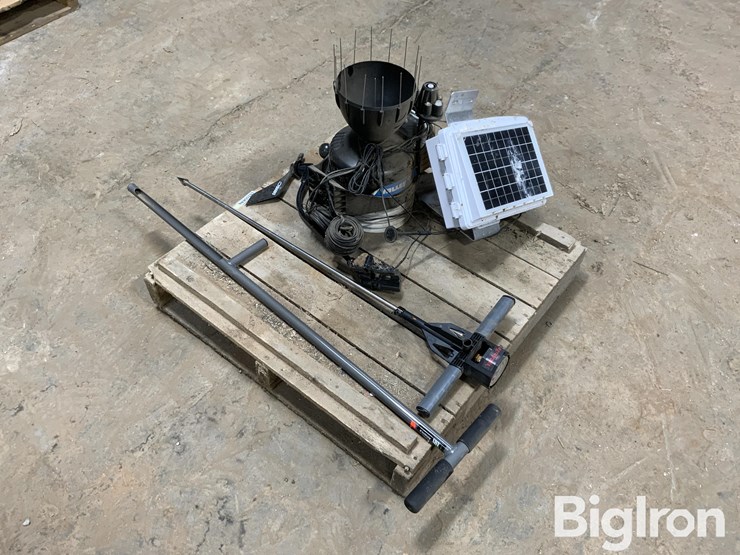 davis-vantage-pro-2-weather-station-&-soil-tools-image-7