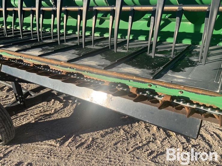 2021-john-deere-735d-image-11