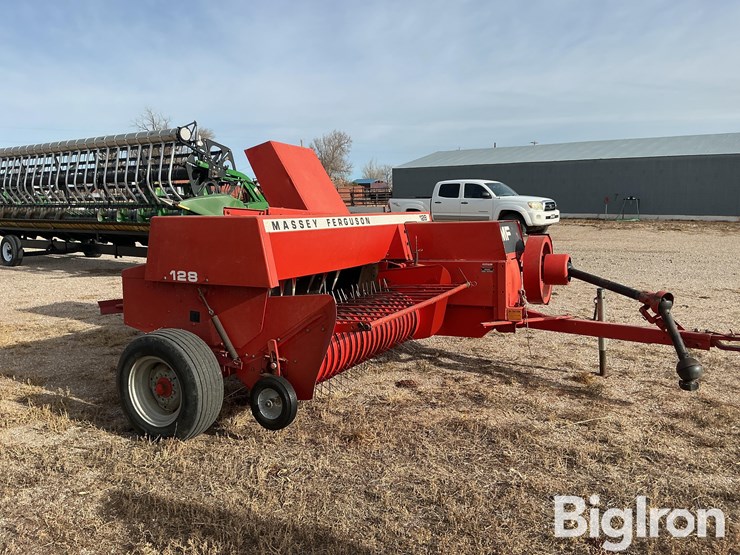massey-ferguson-128-image-3