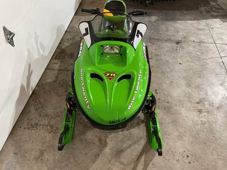 2002-caterpillar-120-image-5