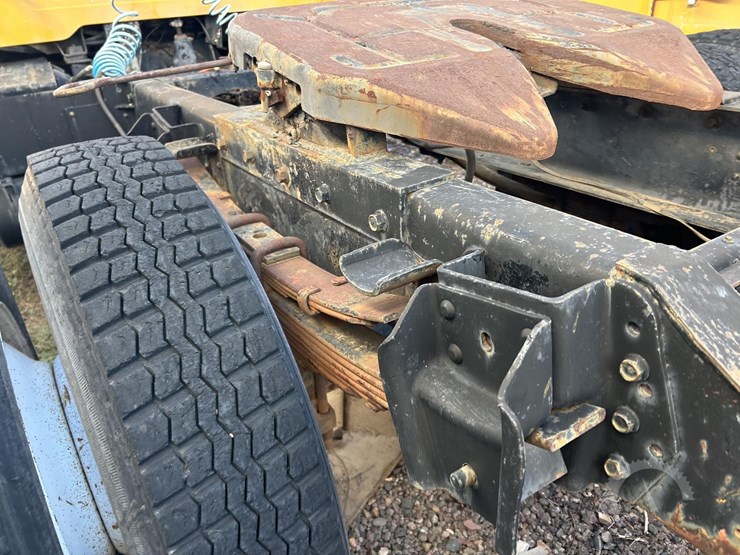 1984-international-s2200-image-18