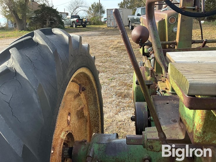 john-deere-b-image-16