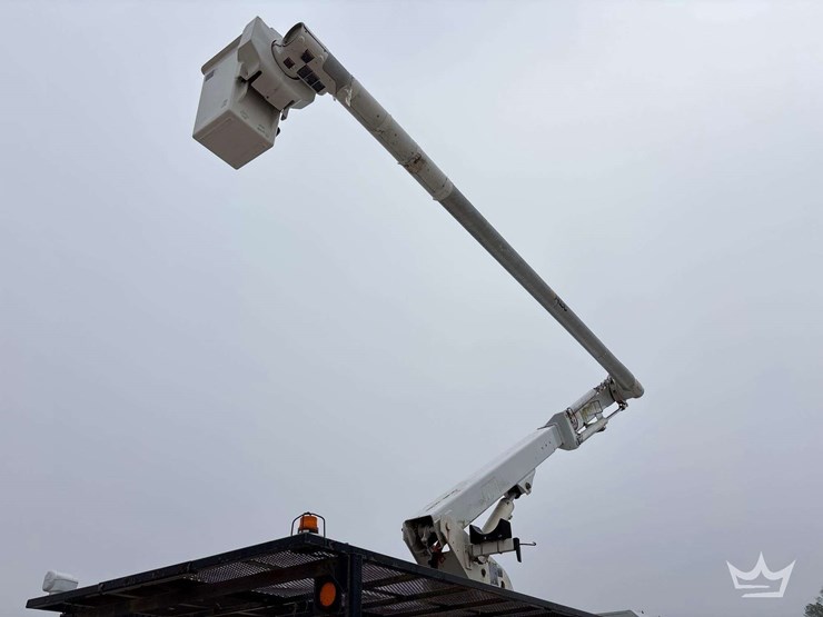 2007-international-durastar-4300-image-9