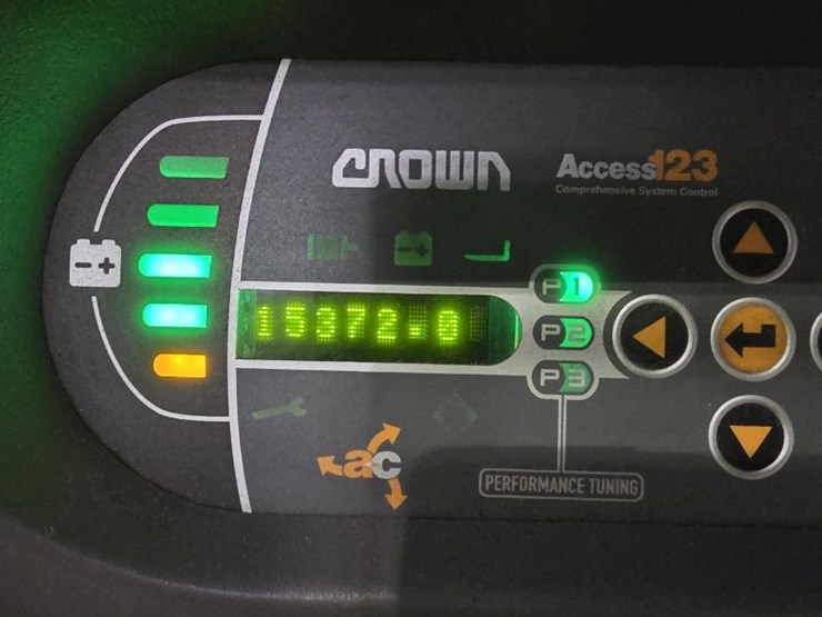 2008-crown-sp3520-30-image-3