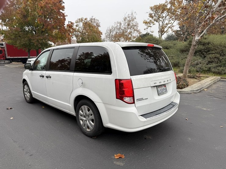 2019-dodge-grand-caravan-image-4