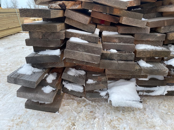 #3782-•-bundle-of-untreated-lumber-image-16