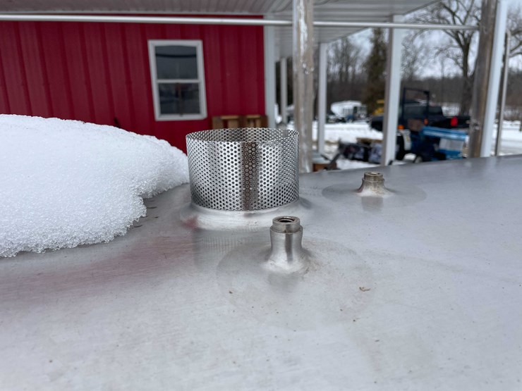 #3515-•-milkeeper-cooling-tank-image-16