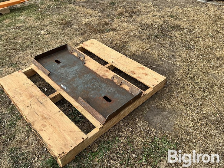 skid-steer-plate-image-1